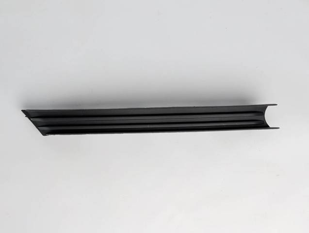 Молдинг бампера переднего, левый KB8B50C21C КИТАЙ