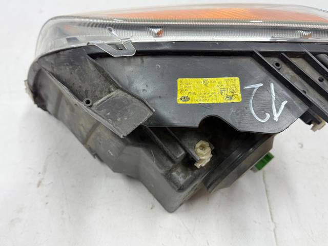 FORD 24689800R Правая фара в наличии Тернополь