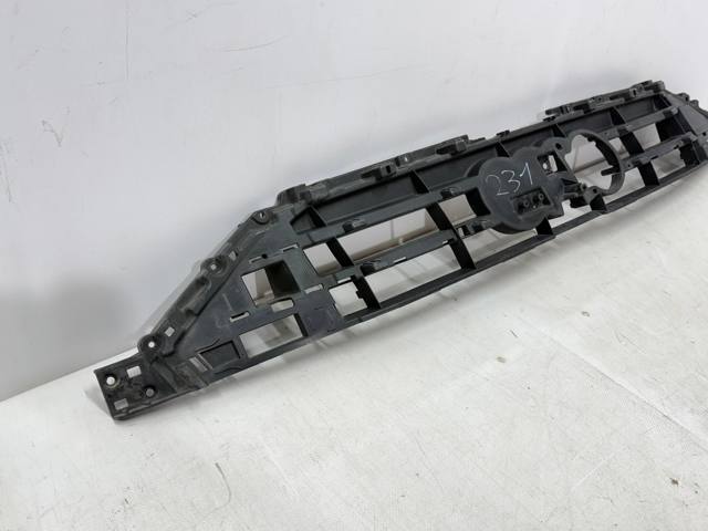 4N0807233C VAG Кронштейн решетки радиатора купить в Черкассы