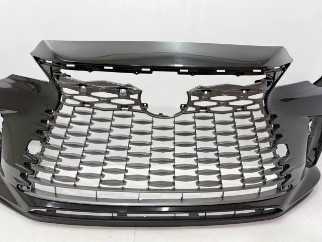 TOYOTA 5211948850 Передний бампер в наличии Кривой Рог