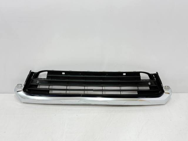 TOYOTA 5311248160 Решетка радиатора в наличии Кривой Рог