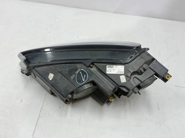 57B941016A VAG Правая фара купить в Винница