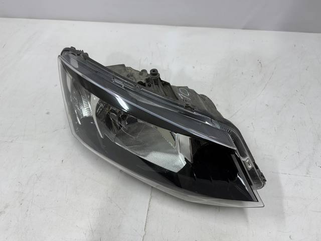 VAG 6V1941016C Фара правая в наличии Павлоград