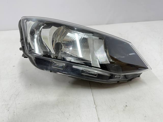 VAG 6V1941016C Правая фара в наличии Хмельницкий