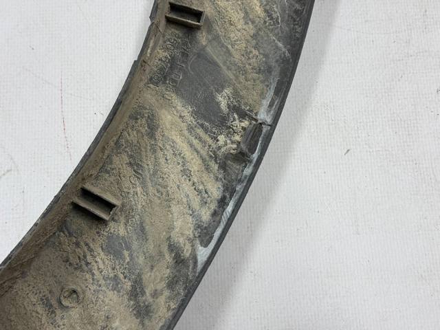 RENAULT 850767381R Накладка бампера заднего правая в наличии Кривой Рог