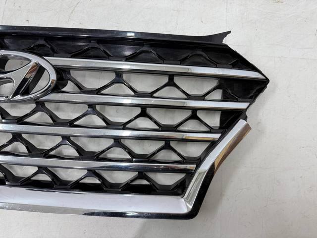 HYUNDAI 86351D7600 Решетка радиатора в наличии Хмельницкий