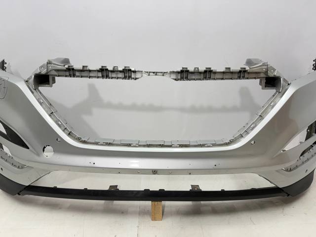 HYUNDAI 86526D7110 Заглушка (решетка) противотуманных фар бампера переднего правая в наличии Чернигов