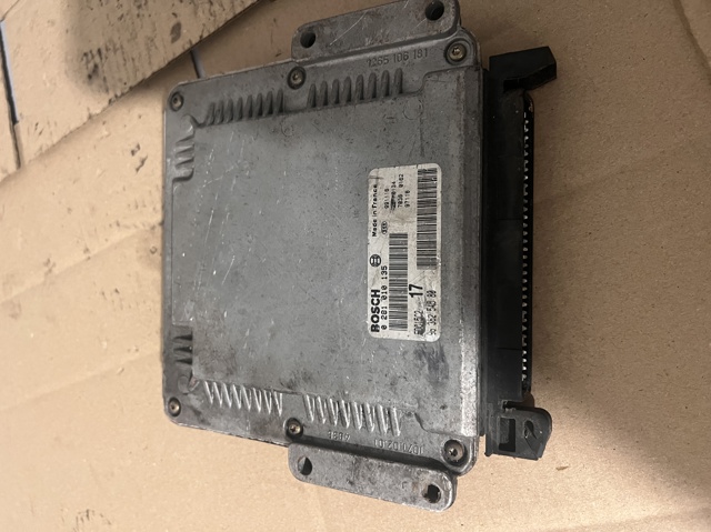 0281010135 BOSCH Блок управления двигателем купить в Ирпень