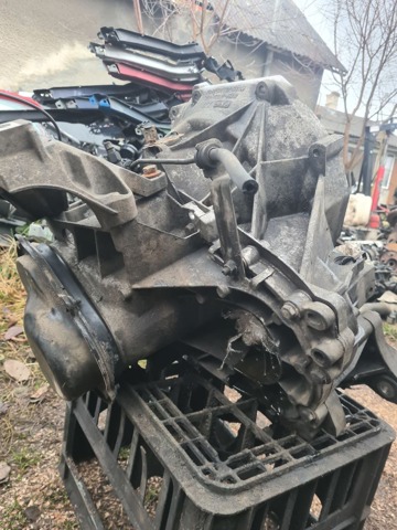 FORD 4M5R7002NA в наличии Ирпень