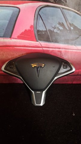 Подушка в руле 0589P1000552 TESLA