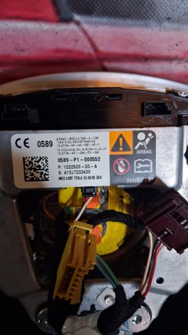 0589P1000552 TESLA Подушка безопасности водителя купить в Павлоград