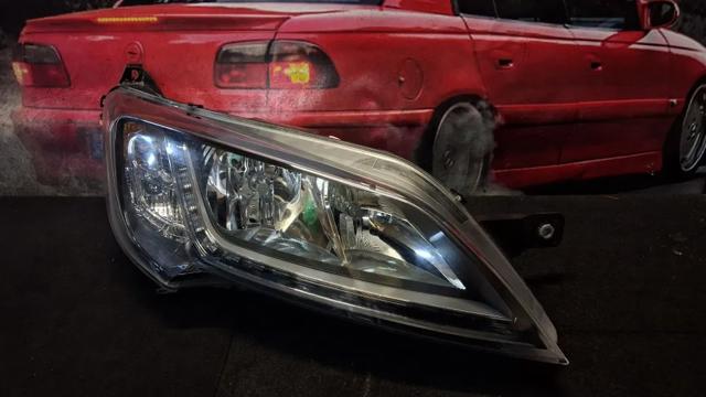 Правая блок фара 1394425080 FIAT