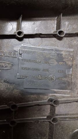 175B17170R RENAULT Крышка мотора декоративная купить в Житомир