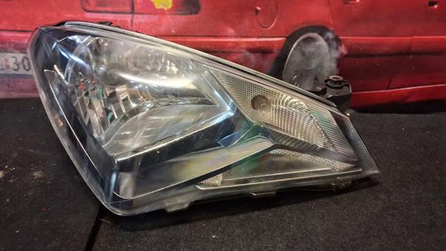 VAG 1SL941016F Фара правая в наличии Украина