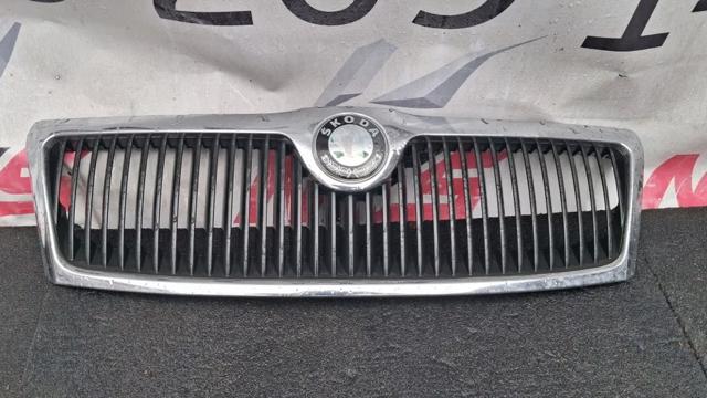 Облицовка радиатора 1Z0853668 VAG