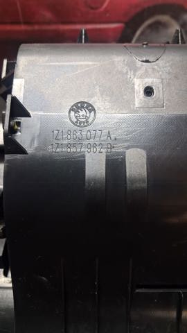 1Z1863077A VAG Пепельница купить в Черкассы