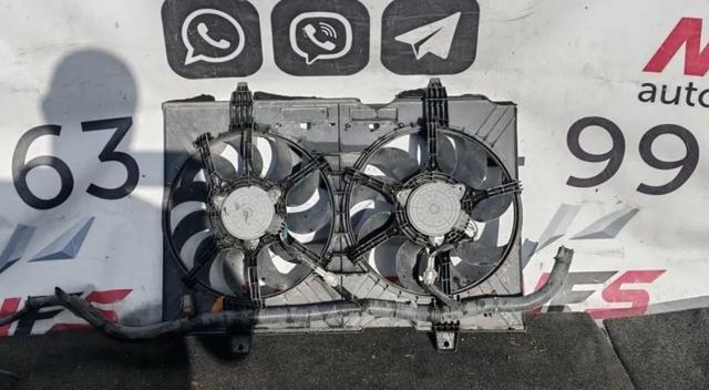 Диффузор радиатора охлаждения в сборе с мотором 21481JG70A NISSAN