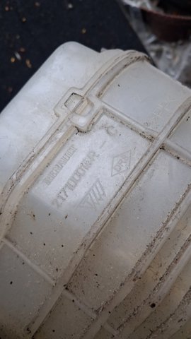 RENAULT 217100014R Бачок системы охлаждения расширительный в наличии Житомир