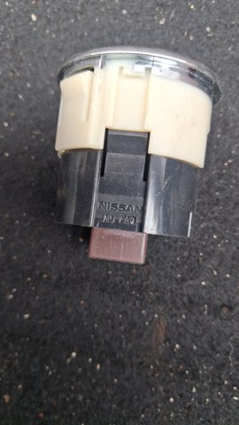 Кнопка стоп-старт 251501LB0A NISSAN