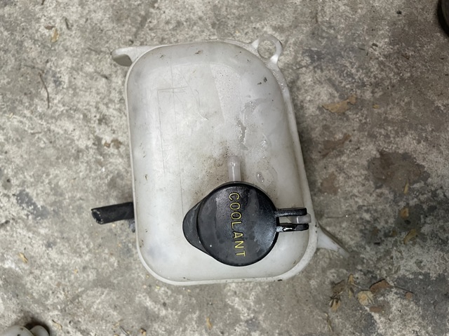 Бачок расширительный 254311H200 HYUNDAI