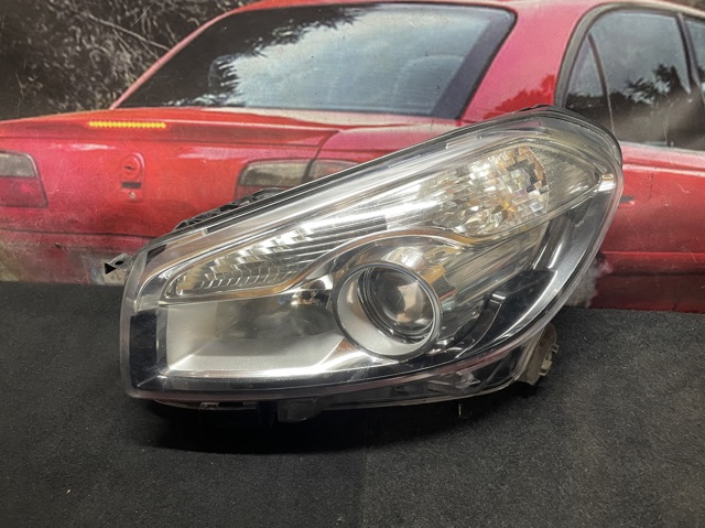 Фара левая передняя 26060BR60A NISSAN