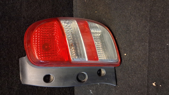 Фонари задние 265501HA0B NISSAN