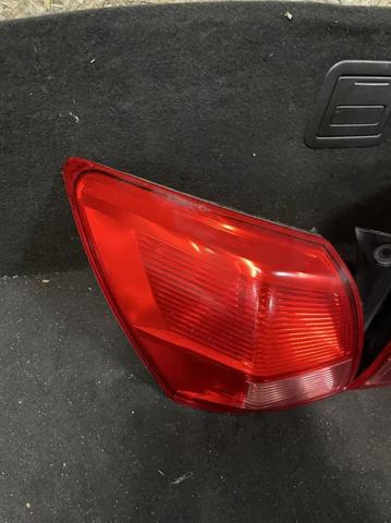 Фонарь задний правый, внешний 26550JD000 NISSAN