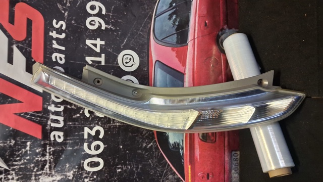 Задняя левая фара 265553NA2A NISSAN