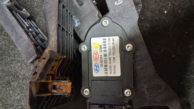 327273R300 HYUNDAI купить в Винница