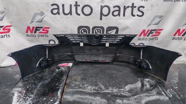 Передний бампер 5211905190 TOYOTA