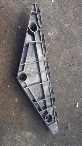 Кронштейн бампера переднего, правый 5253505040 TOYOTA