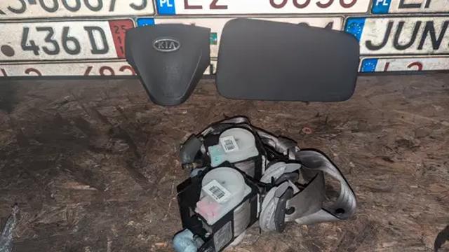 Подушка AIRBAG водительская 569001G050VA HYUNDAI