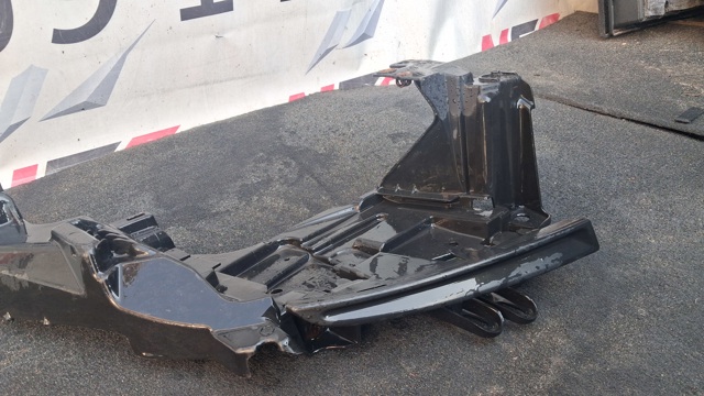 622227190R RENAULT Кронштейн бампера переднего правый купить в Украина