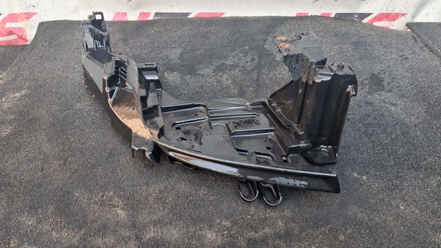 Кронштейн бампера переднего, правый 622227190R RENAULT