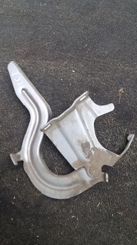 Левая петля капота 654014CL0A NISSAN