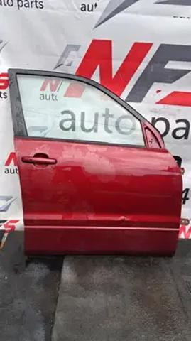 Пассажирская передняя дверь 6800165843 SUZUKI