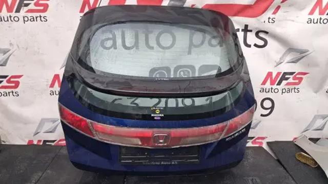 Дверь задняя багажная 68100SMGE01ZZ HONDA