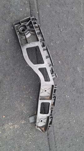 Кронштейн бампера заднего, правый 6R6807394A VAG