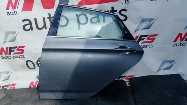 Дверь задняя, левая 770033Z300 HYUNDAI