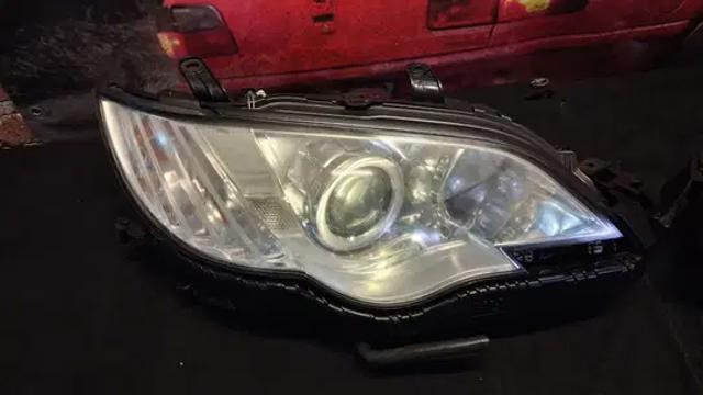 Фара комбинированная, передняя 84001AG382 SUBARU