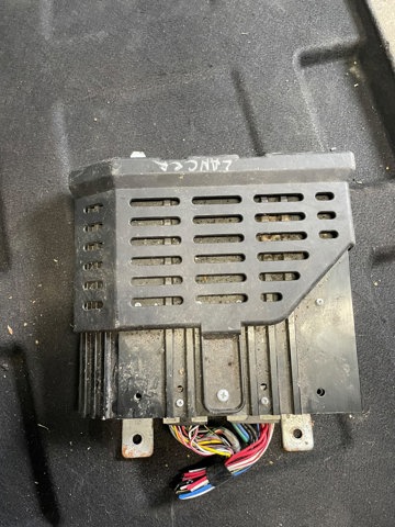 Усилитель звука аудиосистемы 8701A279 MITSUBISHI