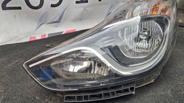 HYUNDAI 921011KXXX Фара левая в наличии Черновцы