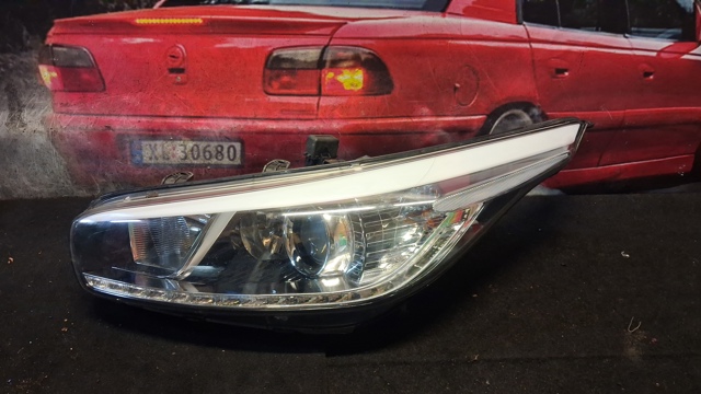 Вставка фары левой 92101A2220 HYUNDAI