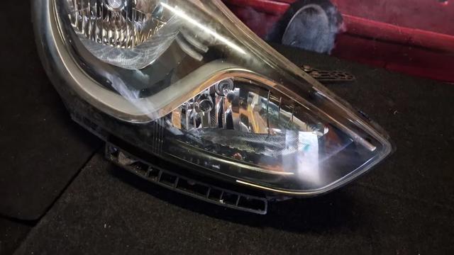 921021KXXX HYUNDAI Правая фара купить в Павлоград