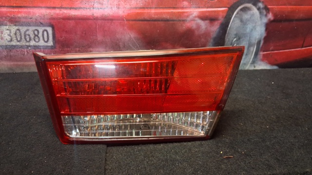 Фара задняя правая внутренняя 924043K0 HYUNDAI