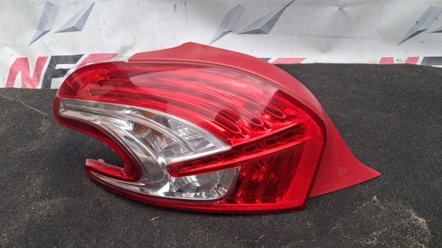 Фонарь задний левый 9672628280 PEUGEOT