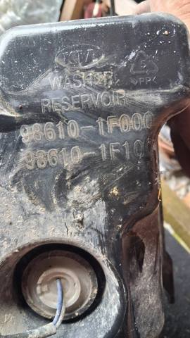 HYUNDAI 986101F000 Бачок омывателя стекла в наличии Ровно