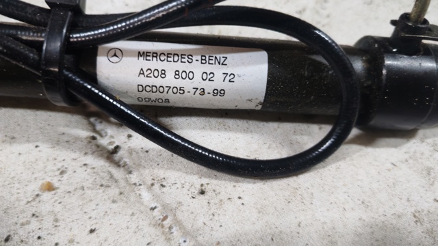 MERCEDES A2088000272 Амортизатор складной крыши в наличии Одесса
