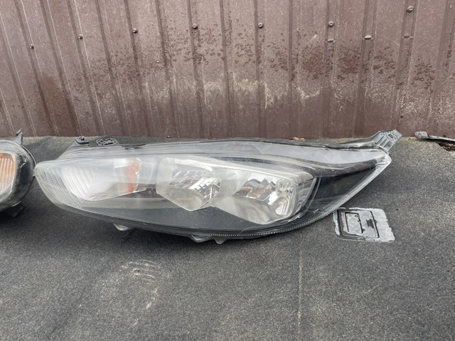 Фары C1BB13W030AG FORD