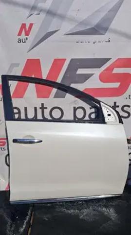 Пассажирская передняя дверь H010M1AAAA NISSAN